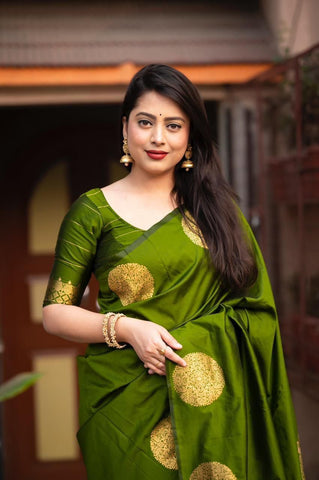 India Silk Green Sarees Made From Soft Lichi Silk Cloth Combine Traditional Beauty With Exceptional Comfort
