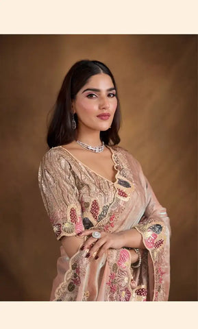 India Silk Peach Sarees Featuring A Blend Of Multiple Fabrics Offer A Perfect Balance Of Elegance