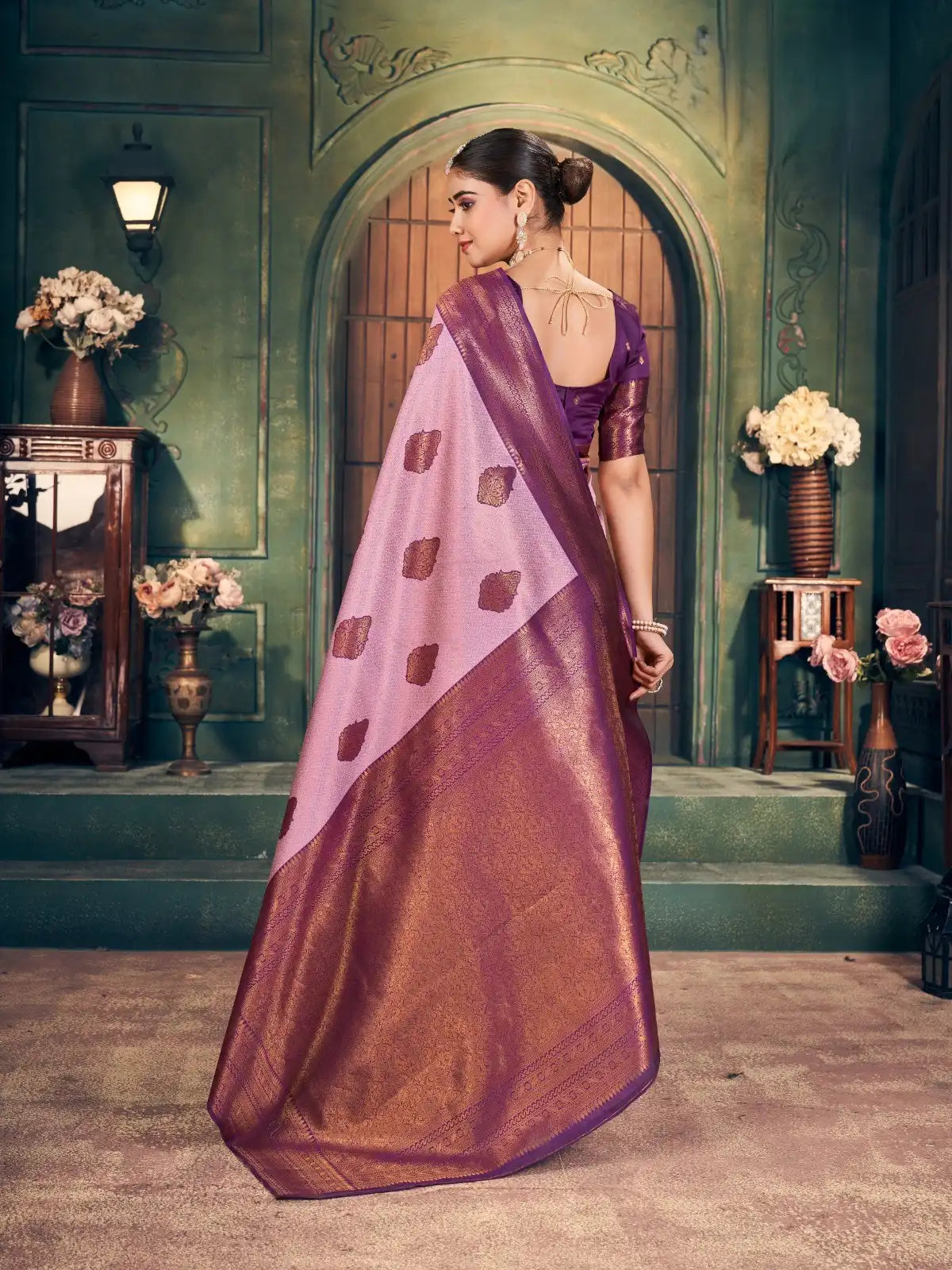 India Silk Pink and Purple Sarees Crafted With Exquisite Zari Silk Offer A Perfect Blend Of Tradition And Luxury