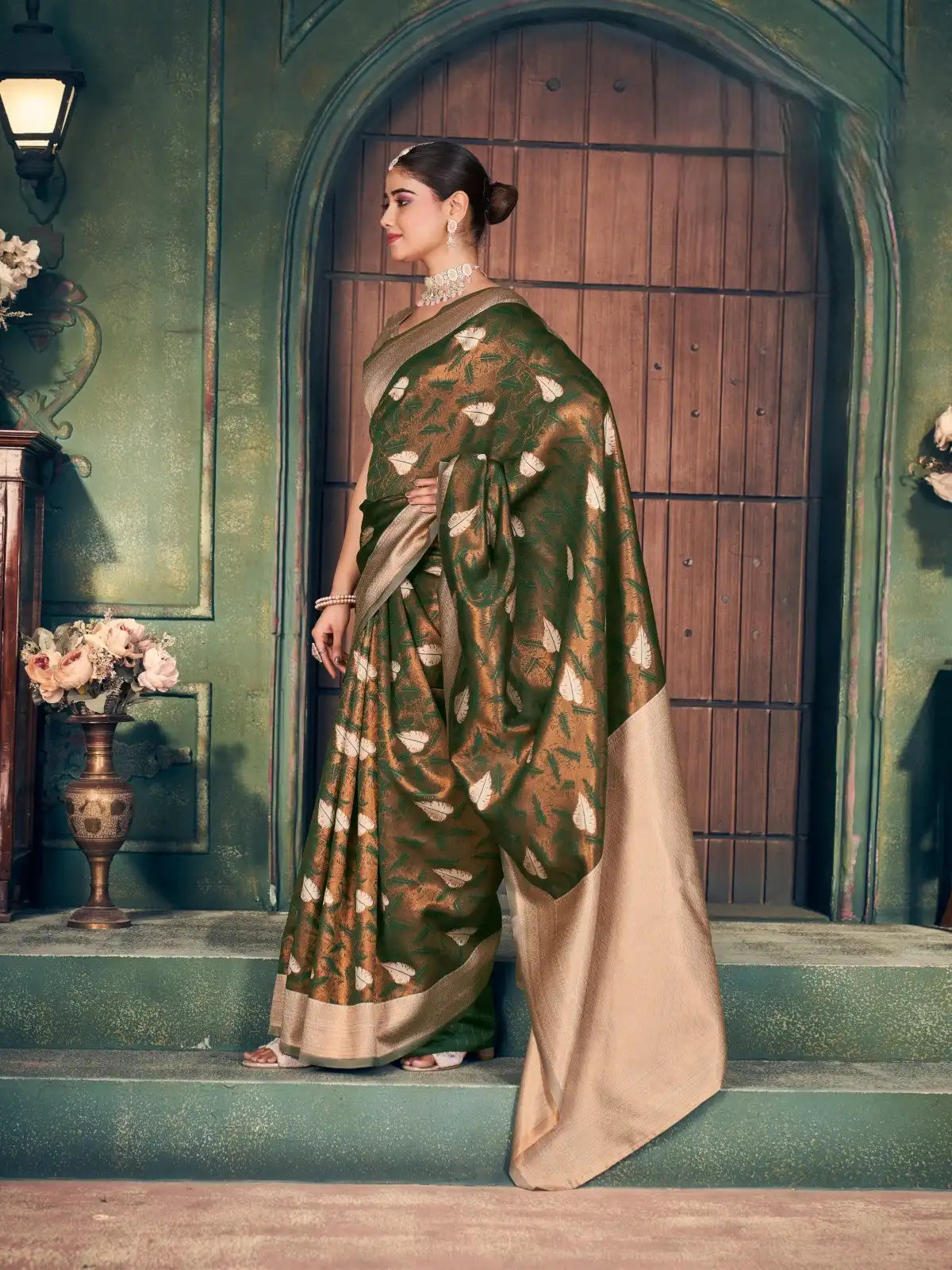 India Silk Deep Green And Beige Sarees Crafted With Exquisite Zari Silk Offer A Perfect Blend Of Tradition And Luxury