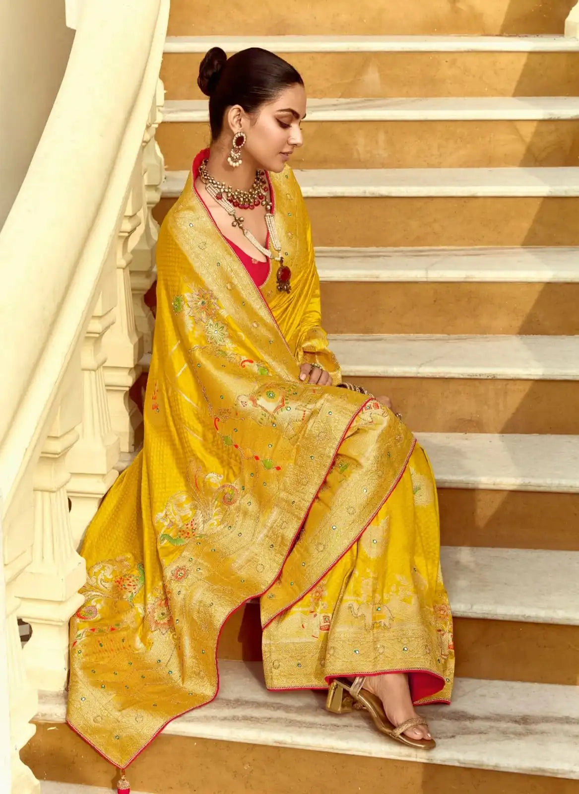 India Silk Yellow Presents A Pure Viscose Saree Featuring A Delicately Hand-Worked Body That Showcases Exquisite Craftsmanship
